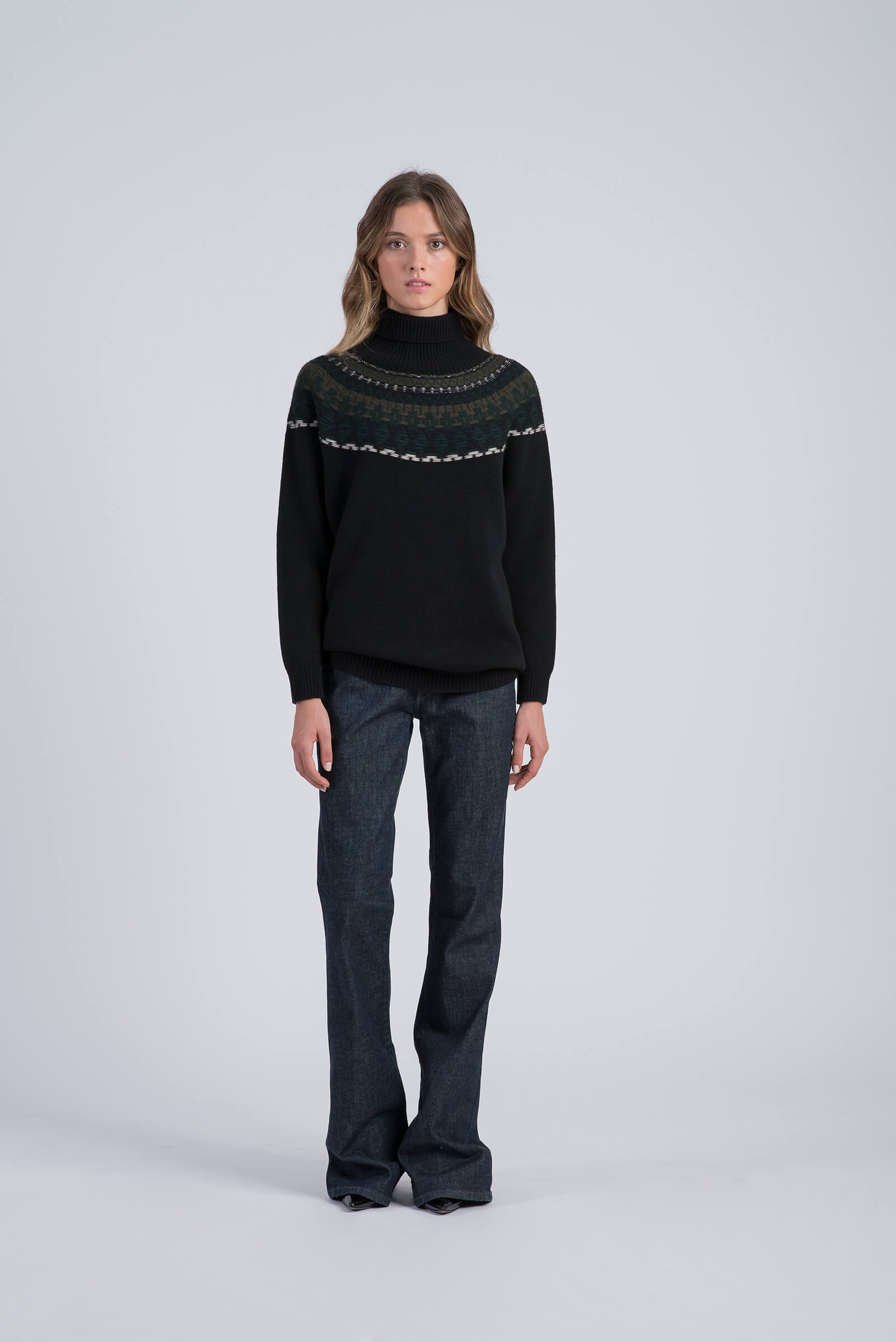 Turtleneck with argyle pattern 